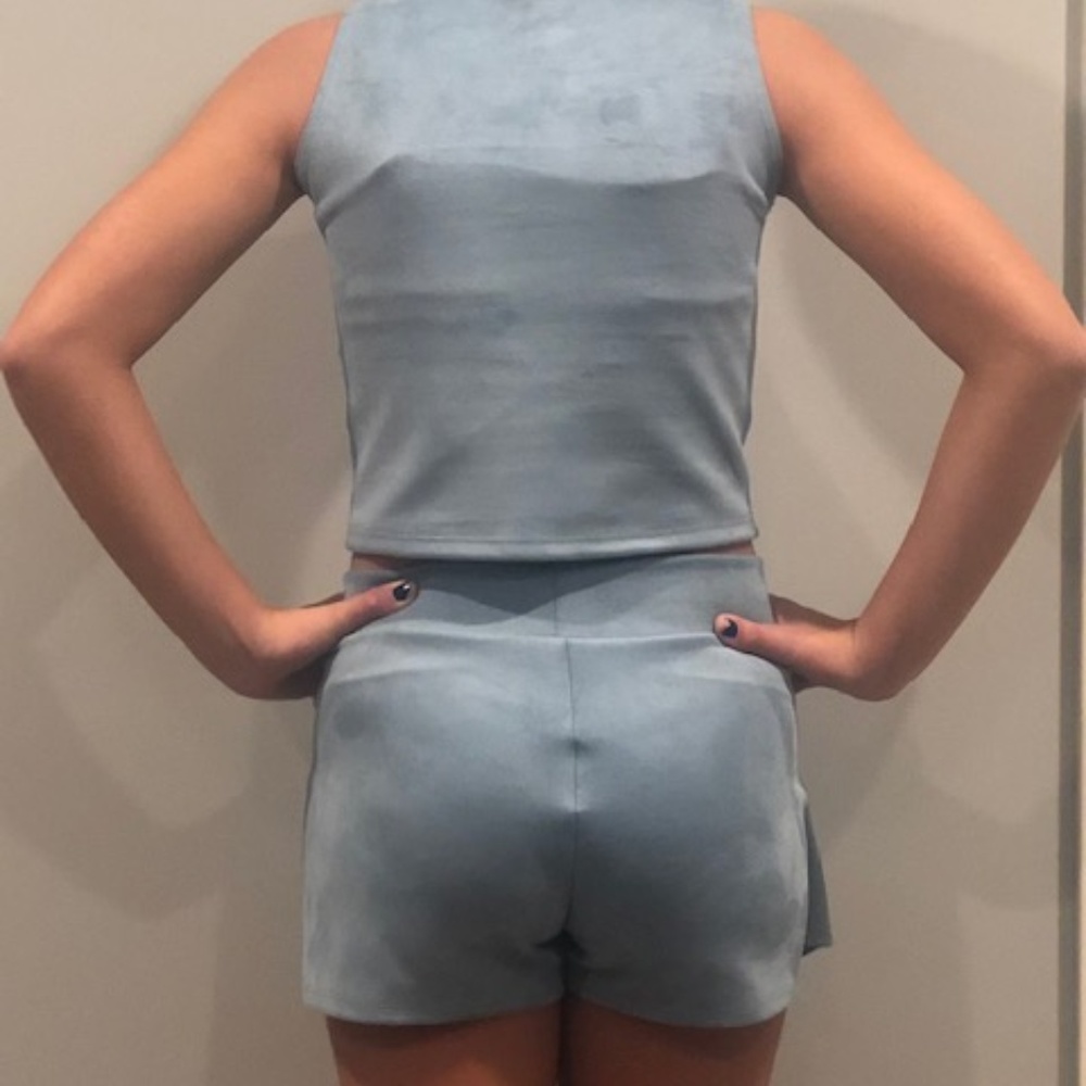 Two Piece - Picture 2 of 2